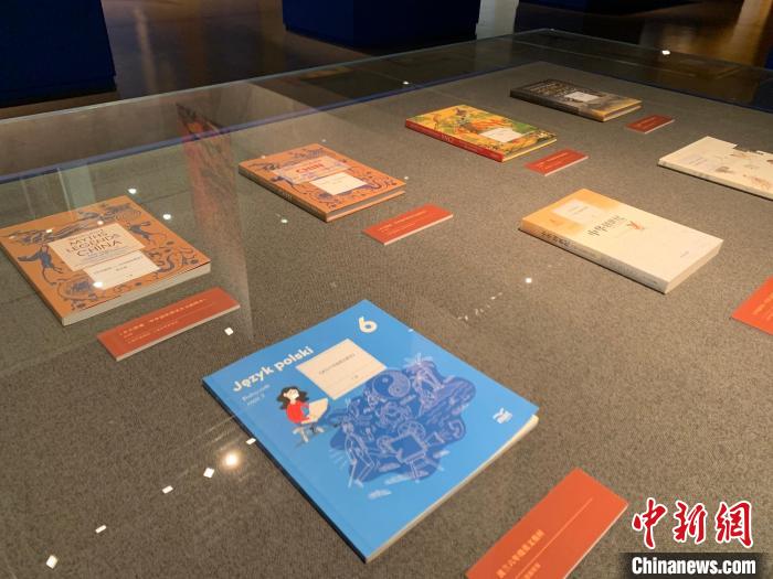 “開天辟地——中華創(chuàng)世神話文藝創(chuàng)作與文化傳播工程”成果展?！⊥躞?攝